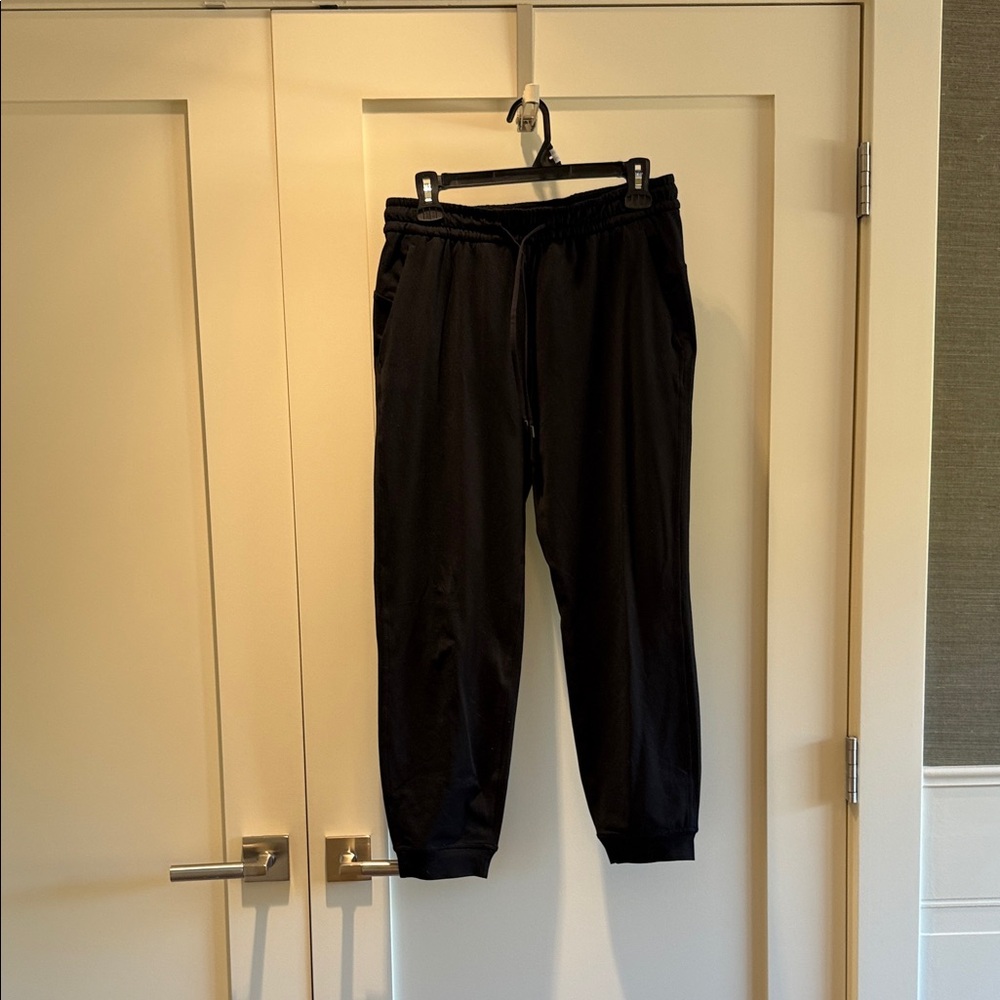 Ladies lululemon classic Black  Pants
